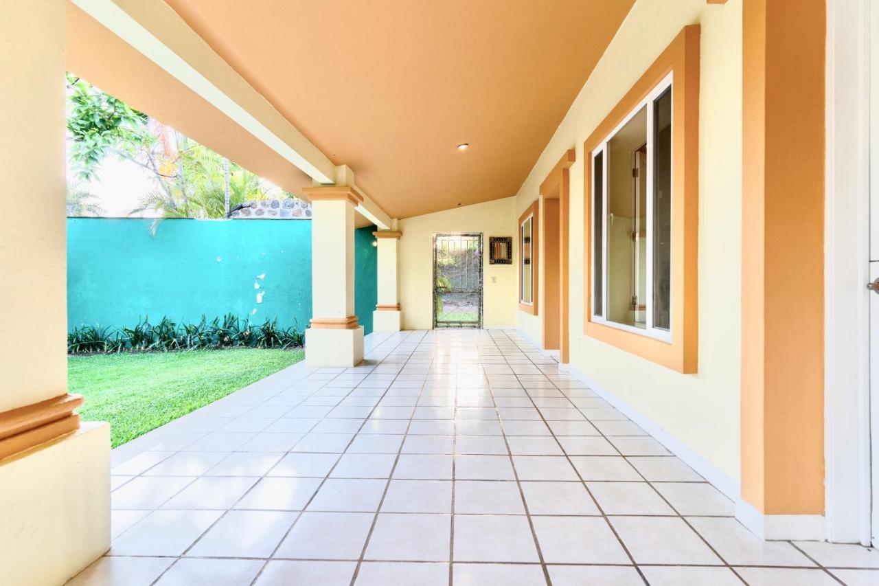 Casa Jardin-Lakeside Boutique Resort By Restavio Ajijic Kültér fotó